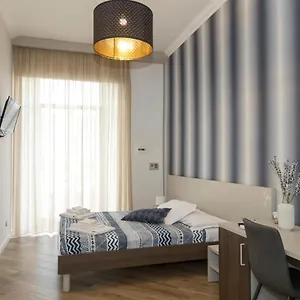 https://garibaldi-rooms.hotels-amalfi.com