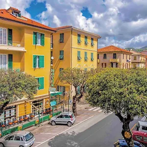 https://hotel-bristol-lavagna.hotelitalianriviera.com